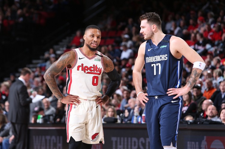 高情商!東契奇面對球迷不滿:沒想到會進入明星賽的首發,Lillard比我更值得這個位置!-黑特籃球-NBA新聞影音圖片分享社區