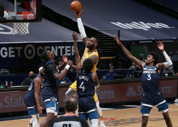 一眉哥缺陣，詹姆斯30+13+7，狀元Edwards 28+7+5，湖人輕取灰狼！（影）-黑特籃球-NBA新聞影音圖片分享社區