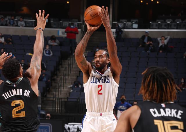 13投8中,30分9板!賽後喬治狂讚:Leonard非常低調,他值得擁有MVP!(影)-黑特籃球-NBA新聞影音圖片分享社區