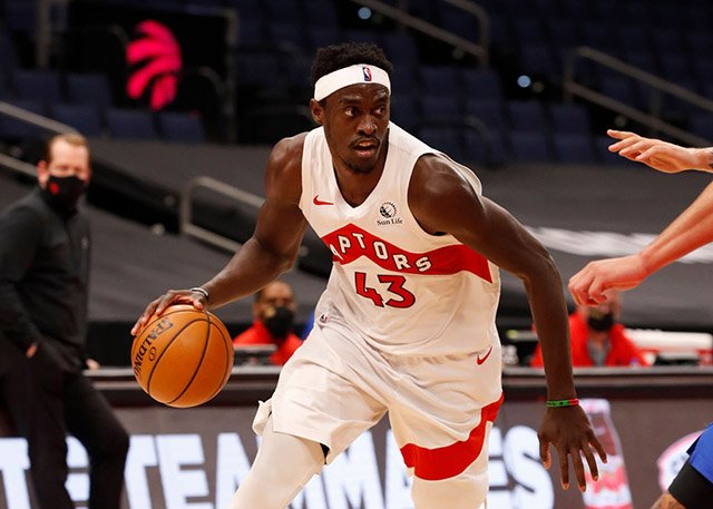 TAMPA, FL- JANUARY 31: Pascal Siakam #43 of the Toronto Raptors dribbles the ball against the Orlando Magic on January 31, 2021 at Amalie Arena in Tampa, Florida. NOTE TO USER: User expressly acknowledges and agrees that, by downloading and or using this Photograph, user is consenting to the terms and conditions of the Getty Images License Agreement. Mandatory Copyright Notice: Copyright 2021 NBAE (Photo by Scott Audette/NBAE via Getty Images)