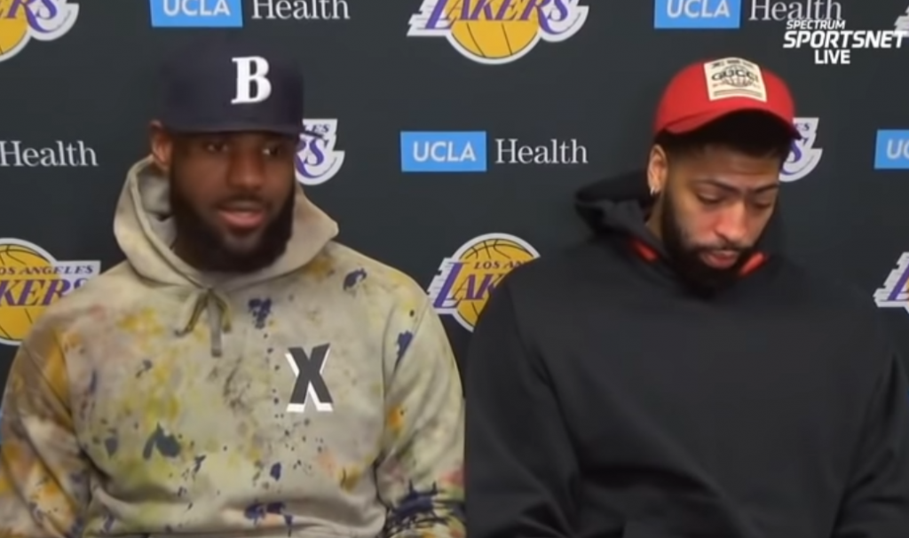 來自36歲老漢的倔強自律！詹姆斯：我不能像AD那樣看超級盃隨心所欲地吃！-黑特籃球-NBA新聞影音圖片分享社區