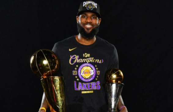 美媒評最受歡迎的10大巨星：Kobe第3，柯瑞壓歐尼爾，而第1無懸念！-黑特籃球-NBA新聞影音圖片分享社區