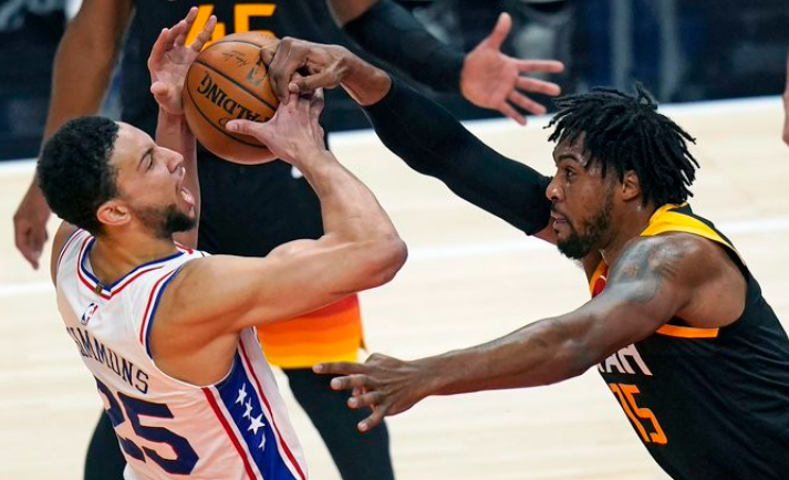 一針見血！小托馬斯：Simmons要是還不改善三分，那他這輩子將奪冠無望！-黑特籃球-NBA新聞影音圖片分享社區