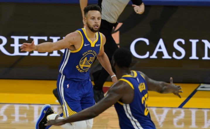 7場86助攻,近50年中鋒第一人!柯瑞和科爾瘋狂讚追夢綠:名人堂球員!-黑特籃球-NBA新聞影音圖片分享社區