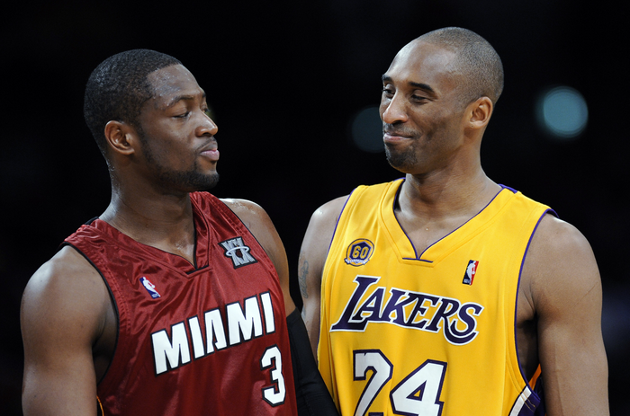 巔峰時期的閃電俠能夠壓住Kobe嗎？韋德曾經連續2年入選最佳一陣，但Kobe更加瘋狂！-黑特籃球-NBA新聞影音圖片分享社區