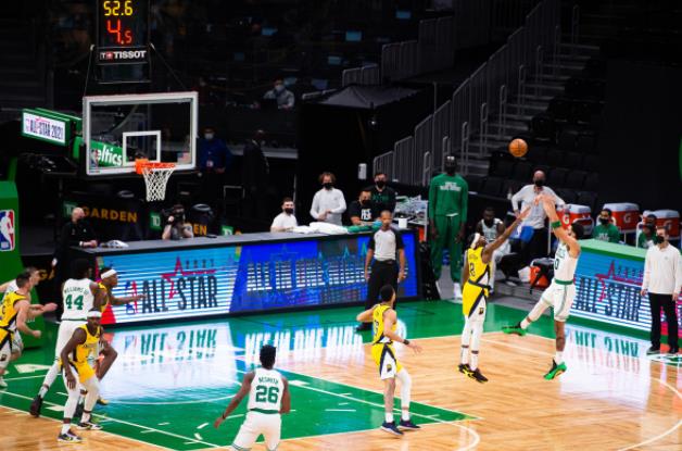 狀態低迷!Tatum近2場合計38投8中,球迷不滿:你根本就不配全明星先發!-黑特籃球-NBA新聞影音圖片分享社區