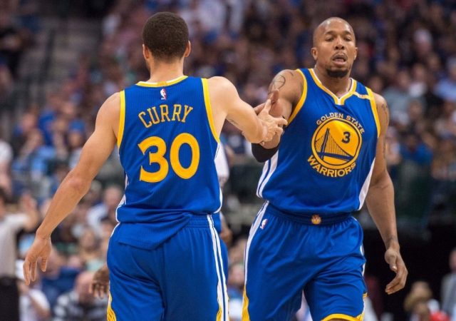 Stephen Curry, f**k these guys, you got to go": David West reveals what  advice he gave to the Warriors star during the 2017-18 NBA season | The  SportsRush