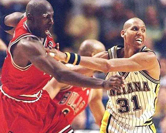 「籃球之神」Michael Jordan的五大經典垃圾話,「手套」Payton也差他幾個檔次!-黑特籃球-NBA新聞影音圖片分享社區