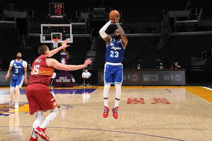 逆轉金塊一戰僅出手8次得13分，一眉哥為何如今的得分欲不強？賽後他給出回應！-黑特籃球-NBA新聞影音圖片分享社區