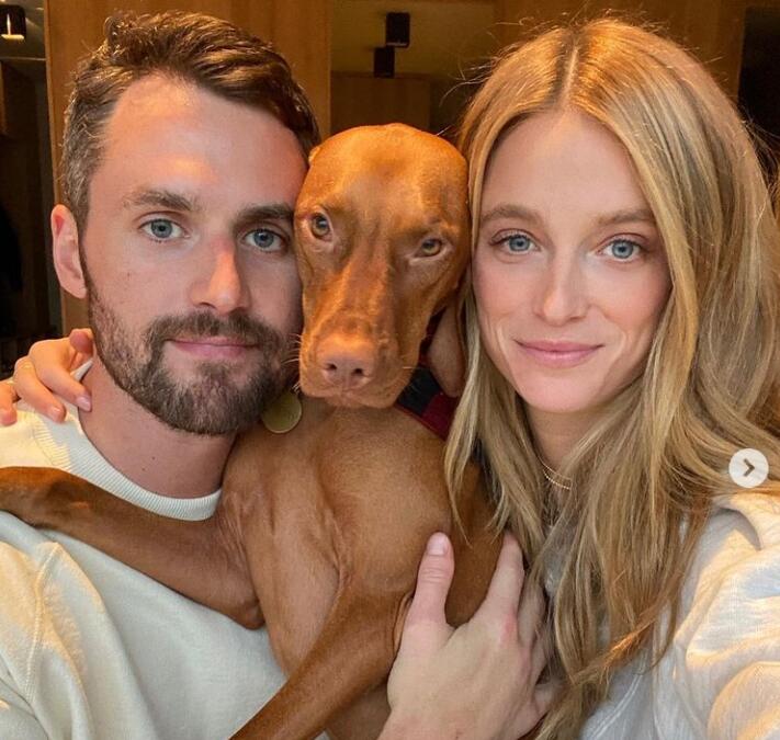 恭喜！愛神宣佈求婚成功，超模女友曾因詹姆斯加盟湖人而痛哭！-黑特籃球-NBA新聞影音圖片分享社區