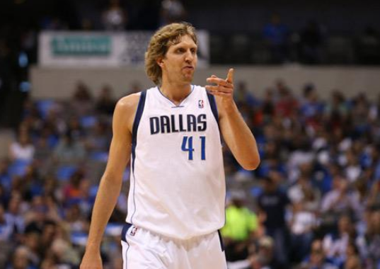 巔峰Nowitzki曾帶隊67勝,但卻在當年季後賽首輪遭遇黑八奇蹟,當時他的表現如何呢?-黑特籃球-NBA新聞影音圖片分享社區