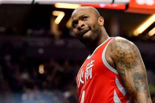 8場比賽場均2分，6場比賽得分吞蛋，哈登離隊后，他不會打球了？-黑特籃球-NBA新聞影音圖片分享社區