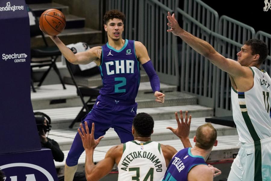 202分99籃板107助攻!三球刷新NBA歷史紀錄,球爹:我的三個兒子能擊敗籃網三巨頭!-黑特籃球-NBA新聞影音圖片分享社區