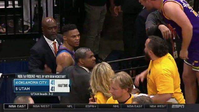 NBA的處罰有多狠?灰狼因「陰陽合同」被剝奪5年選秀權,一球迷被終身禁止觀賽!-黑特籃球-NBA新聞影音圖片分享社區