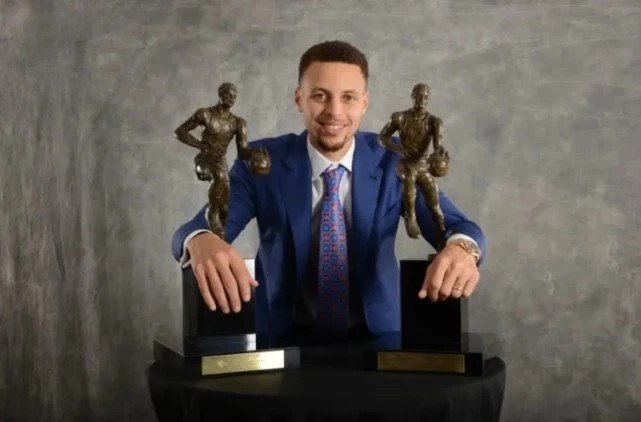 Curry迎來瘋狂二月!3大數據聯盟第一,談到MVP直言用比賽說話!-黑特籃球-NBA新聞影音圖片分享社區