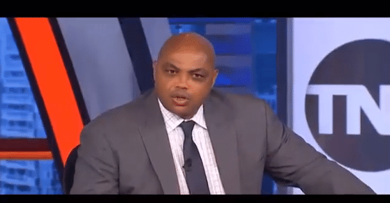 難怪表現不如從前！一眉哥賽季至今已有8處受傷，名記：這都源於他冠軍賽一個未公開的腳傷！-黑特籃球-NBA新聞影音圖片分享社區