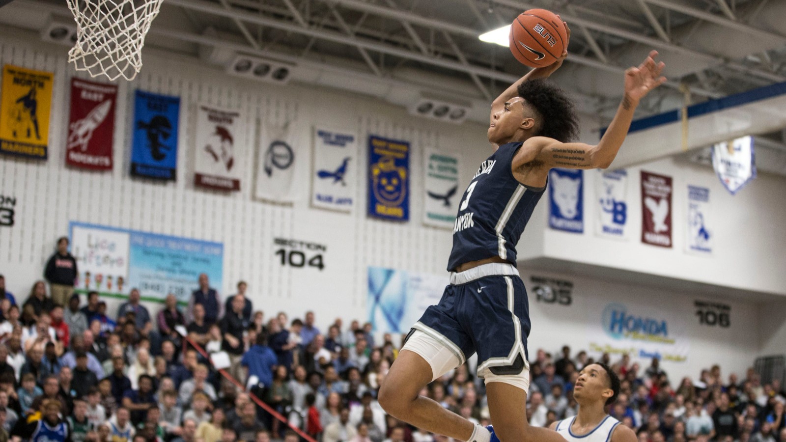 半月板撕裂！詹姆斯最擔心的事情發生了，為何巨星的兒子總是難成才？-黑特籃球-NBA新聞影音圖片分享社區