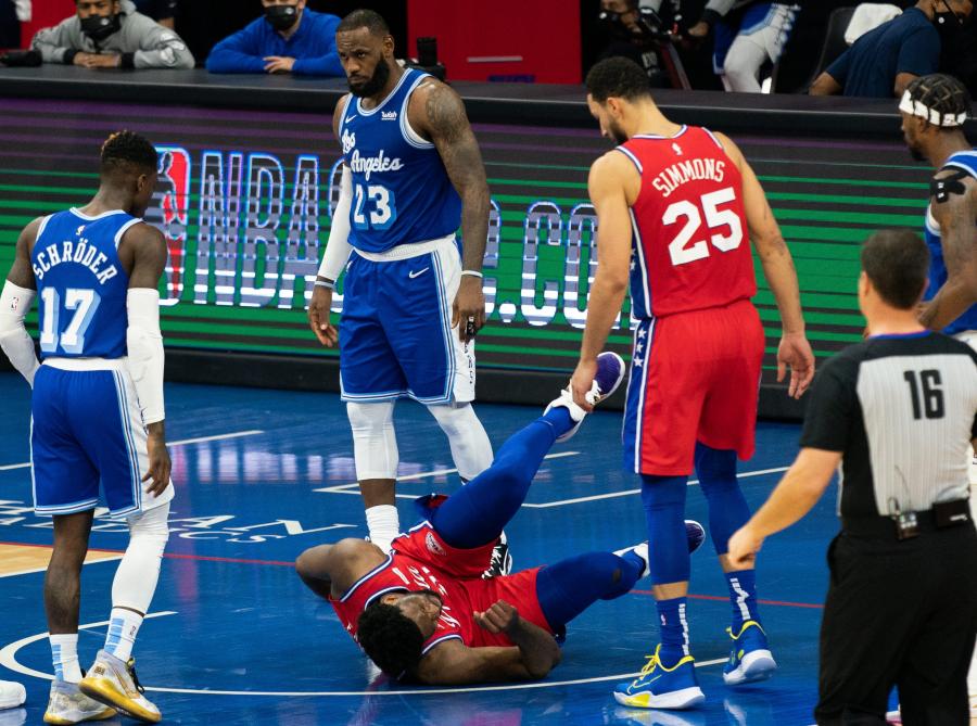 「Joel Embiid LeBron」的圖片搜尋結果