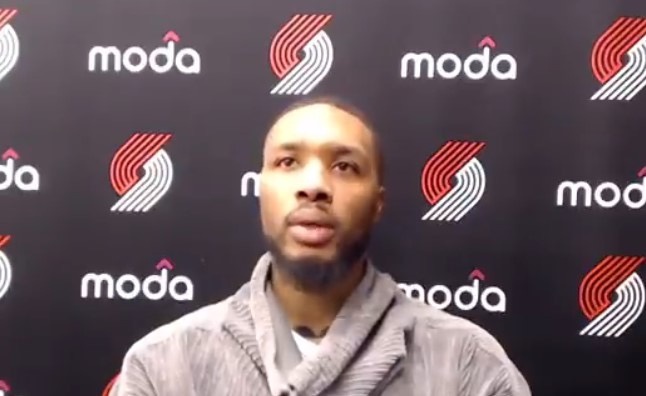 錶王再度出征!Lillard超遠三分一箭穿心,直接終結比賽,難怪隊友會喊他爸爸!(影)-黑特籃球-NBA新聞影音圖片分享社區