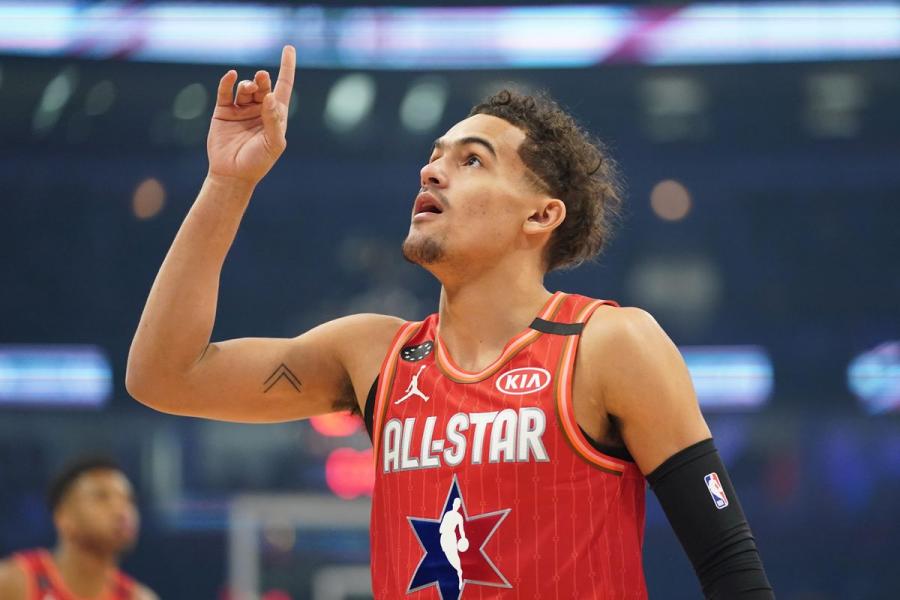 Watch: Trae Young drains halfcourt buzzer beater in NBA All-Star Game - DraftKings Nation