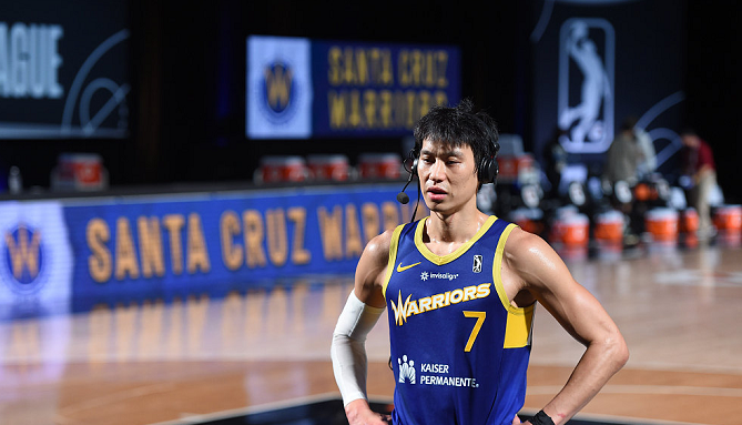 帶隊八連勝!林書豪休息5場後終於復出,砍25+4+4賽後感慨:感覺好極了!(影)-黑特籃球-NBA新聞影音圖片分享社區