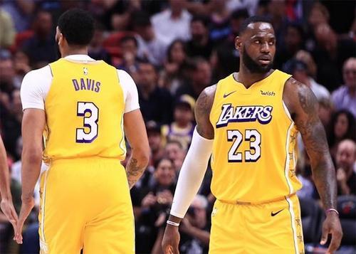 詹皇暫時離隊!已返回洛杉磯接受治療,湖人再次變陣,他生涯首次進入先發!-黑特籃球-NBA新聞影音圖片分享社區