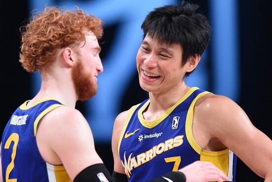 帶隊八連勝!林書豪休息5場後終於復出,砍25+4+4賽後感慨:感覺好極了!(影)-黑特籃球-NBA新聞影音圖片分享社區