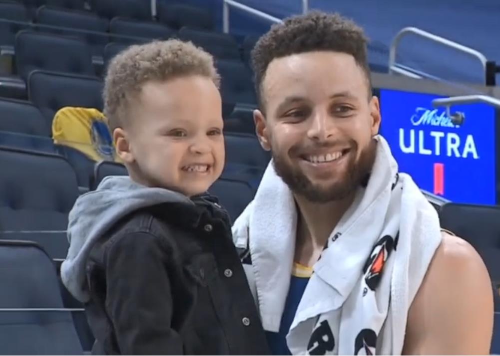 Curry迎來33歲生日,追夢綠社媒發「山羊」照為他慶祝:一生的兄弟,一輩子挺你!-黑特籃球-NBA新聞影音圖片分享社區