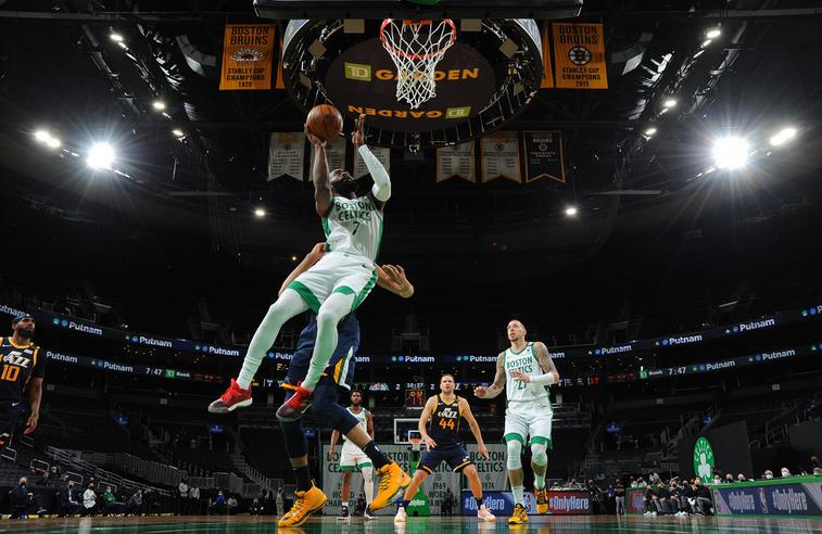 綠軍雙探花合砍57分,爵士6人得分上雙再勝塞爾提克(影)-黑特籃球-NBA新聞影音圖片分享社區