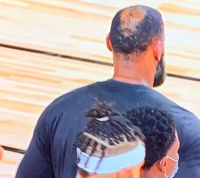 揭秘 | NBA球星很多都是寸頭,但為什麼他們理髮一次的費用需要上千美金呢?-黑特籃球-NBA新聞影音圖片分享社區