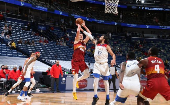 又率隊逆轉,太強了!再這麼打下去,今年的MVP毫無懸念的屬於他的了-黑特籃球-NBA新聞影音圖片分享社區