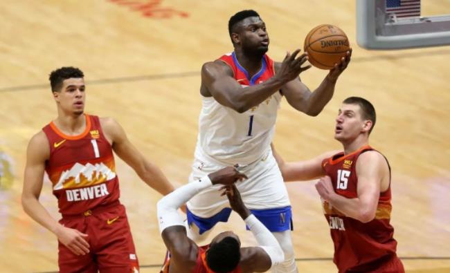 又率隊逆轉,太強了!再這麼打下去,今年的MVP毫無懸念的屬於他的了-黑特籃球-NBA新聞影音圖片分享社區