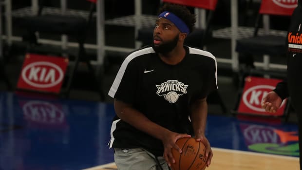 【影片】天才中鋒淪為玻璃人！僅復出6天再遭傷病，他還能成為球隊未來核心？-黑特籃球-NBA新聞影音圖片分享社區