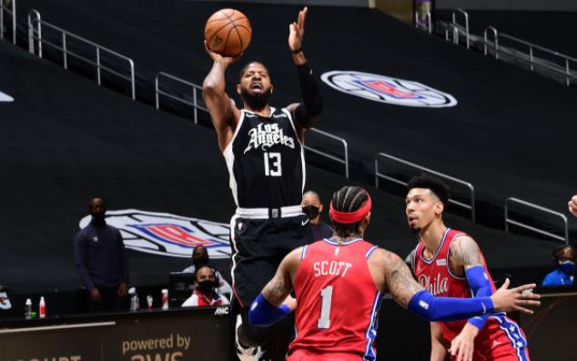 Howard再遭驅逐!Harris 空砍29+7+6,Leonard 28分,快艇力克76人!(影)-黑特籃球-NBA新聞影音圖片分享社區