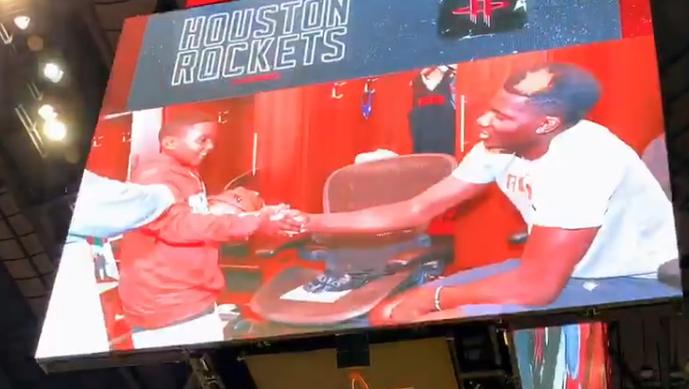 火箭發影片致敬餅皇!Capela首度回到休城,老東家要以17連敗感謝他?(影)-黑特籃球-NBA新聞影音圖片分享社區