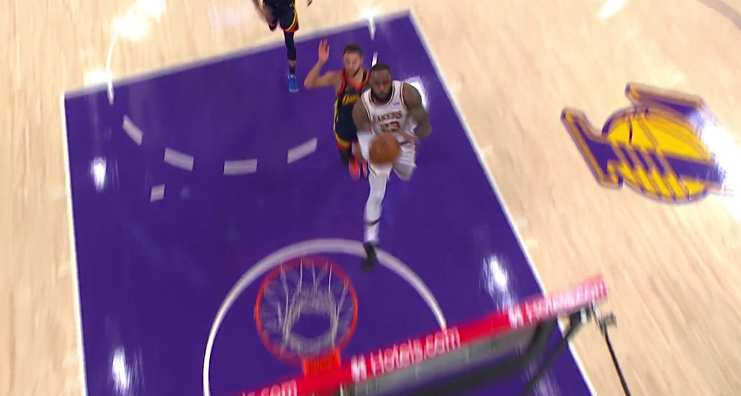 【影片】這速度是36歲?詹姆斯抄截之後反擊一條龍,柯瑞全程跟隨不敢伸手!-黑特籃球-NBA新聞影音圖片分享社區