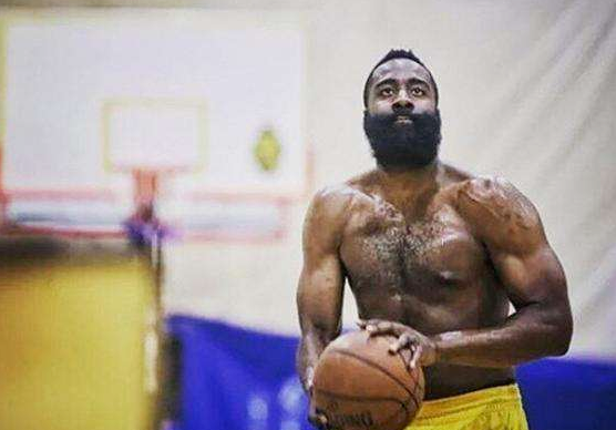 盤點現役NBA現役5大「坦克」後衛:Bledsoe手臂比大腿粗,Westbrook胸肌似護甲!-黑特籃球-NBA新聞影音圖片分享社區