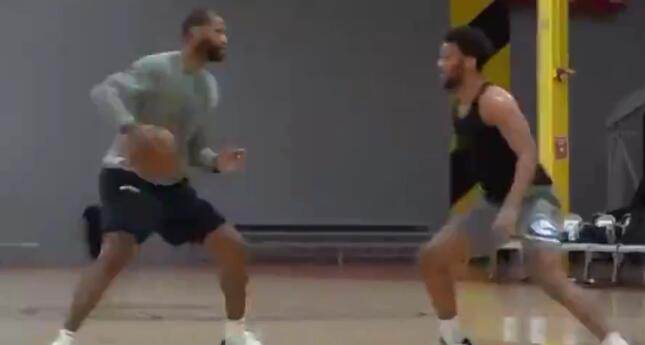 被裁35天變瘦,Cousins曬影片:暴力灌籃+神準三分,湖人還簽他嗎?(影)-黑特籃球-NBA新聞影音圖片分享社區