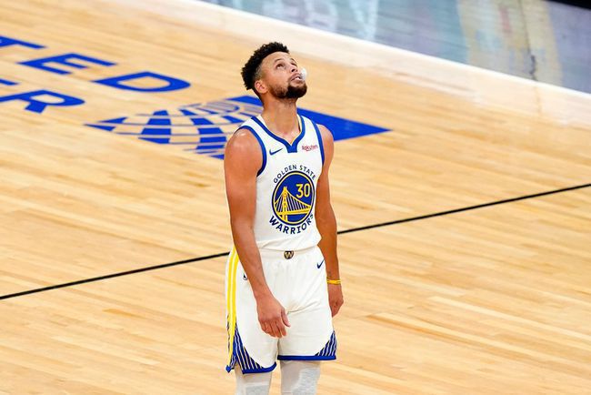 勇士快出手吧!場均20+3+6+三分命中率43%,他能夠成為Curry的最大幫手!-黑特籃球-NBA新聞影音圖片分享社區