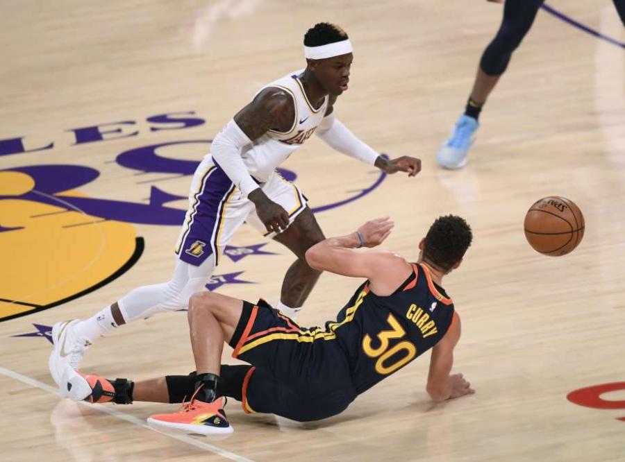 Lakers-Warriors: Dennis Schroder wasn't happy with Steph Curry after Curry's  accidental elbow - Laredo Morning Times