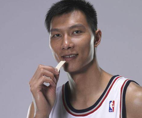 為何曾經在NBA風靡一時的口香糖，現在幾乎看不到了？