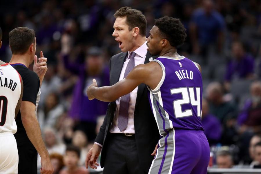 Luke Walton's Job Is Safe, But Expect Sacramento Kings Trade Rumors To Swirl