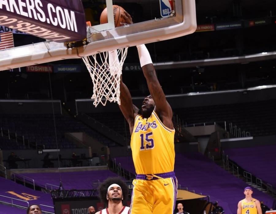 聯盟替補第一!湖人超六7次炸筐+隔扣中鋒太狠,再衝獎現曙光?-黑特籃球-NBA新聞影音圖片分享社區