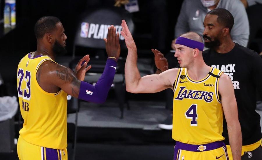 Lakers – Rockets: Alex Caruso hits clutch shot, LeBron James praises