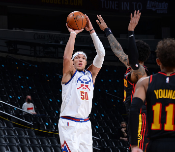 無縫連接!戈登首秀砍13分三度連線Jokic,身穿50號回應韋德,力助金塊狂勝對手!(影)-黑特籃球-NBA新聞影音圖片分享社區