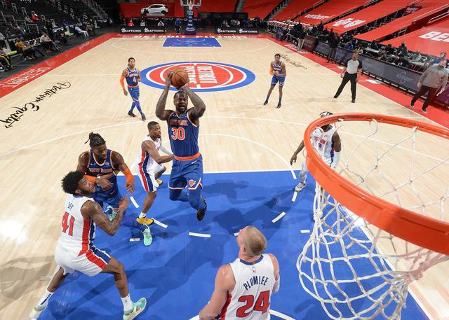 尼克喜提三連勝!羅斯面對老東家14中6,正負值+17,他升至先發後表現太穩!(影)-黑特籃球-NBA新聞影音圖片分享社區