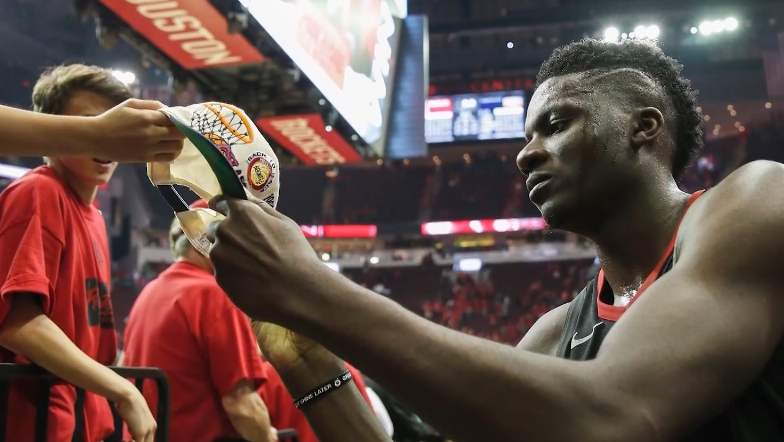 火箭發影片致敬餅皇!Capela首度回到休城,老東家要以17連敗感謝他?(影)-黑特籃球-NBA新聞影音圖片分享社區