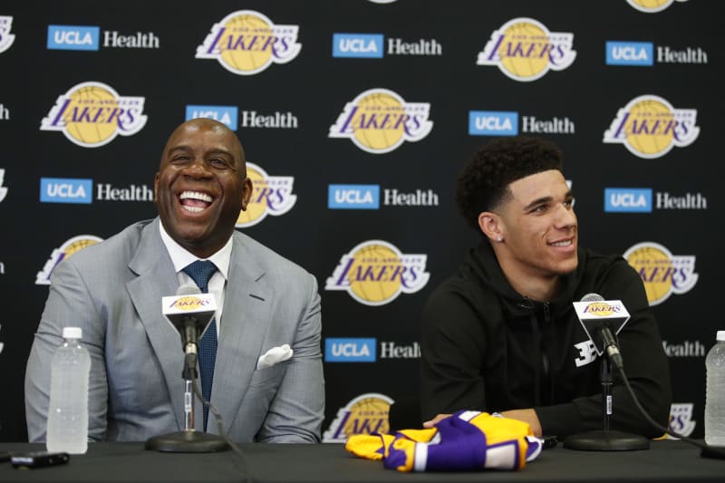 Magic Johnson Says Lonzo Ball Has Highest Basketball IQ of Any NBA PG |  Bleacher Report | Latest News, Videos and Highlights