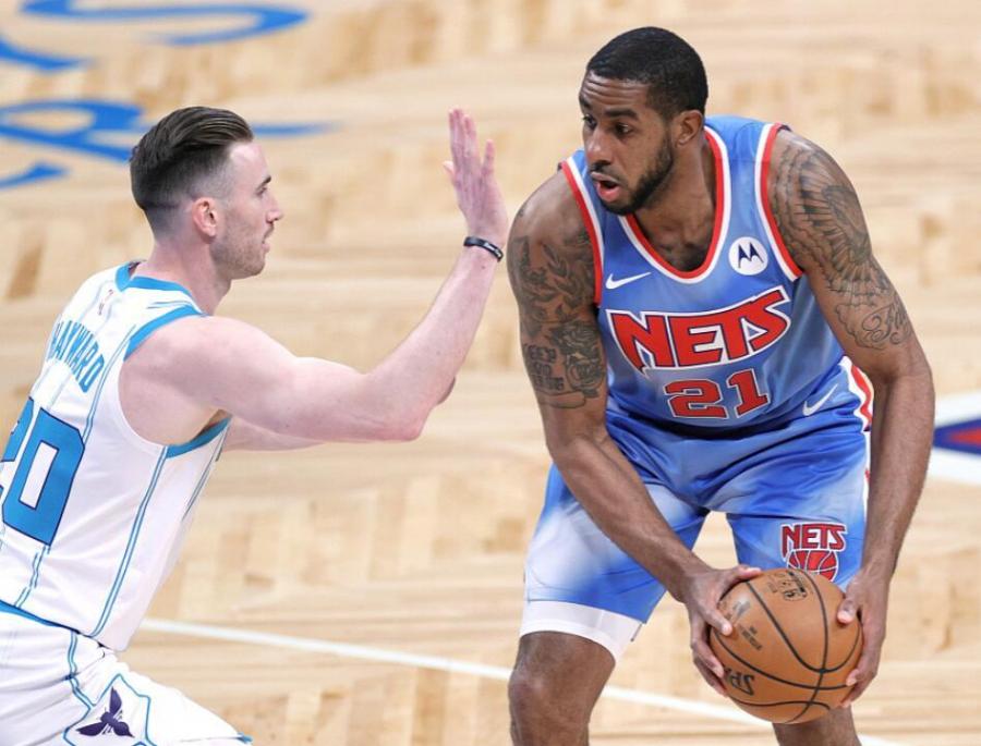 Nash盛讚Aldridge!小喬丹卻沒得到上場機會,他要被跌出輪換陣容了?(影)-黑特籃球-NBA新聞影音圖片分享社區