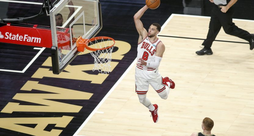 Zach LaVine goes off for Bulls record 39 points in first half